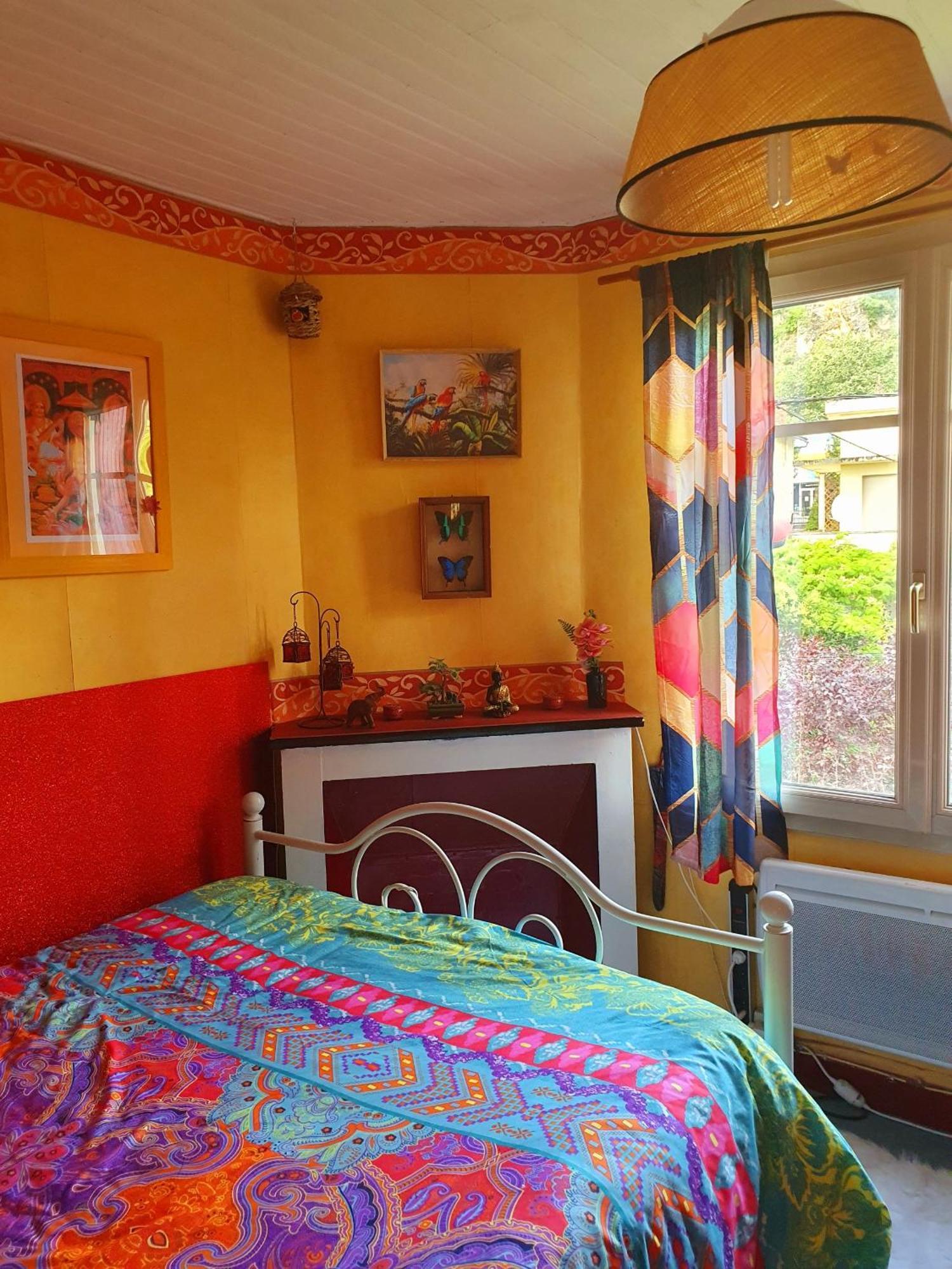 Bed And Breakfast Les Roses Multicolores Du 47 Fumel Exteriér fotografie