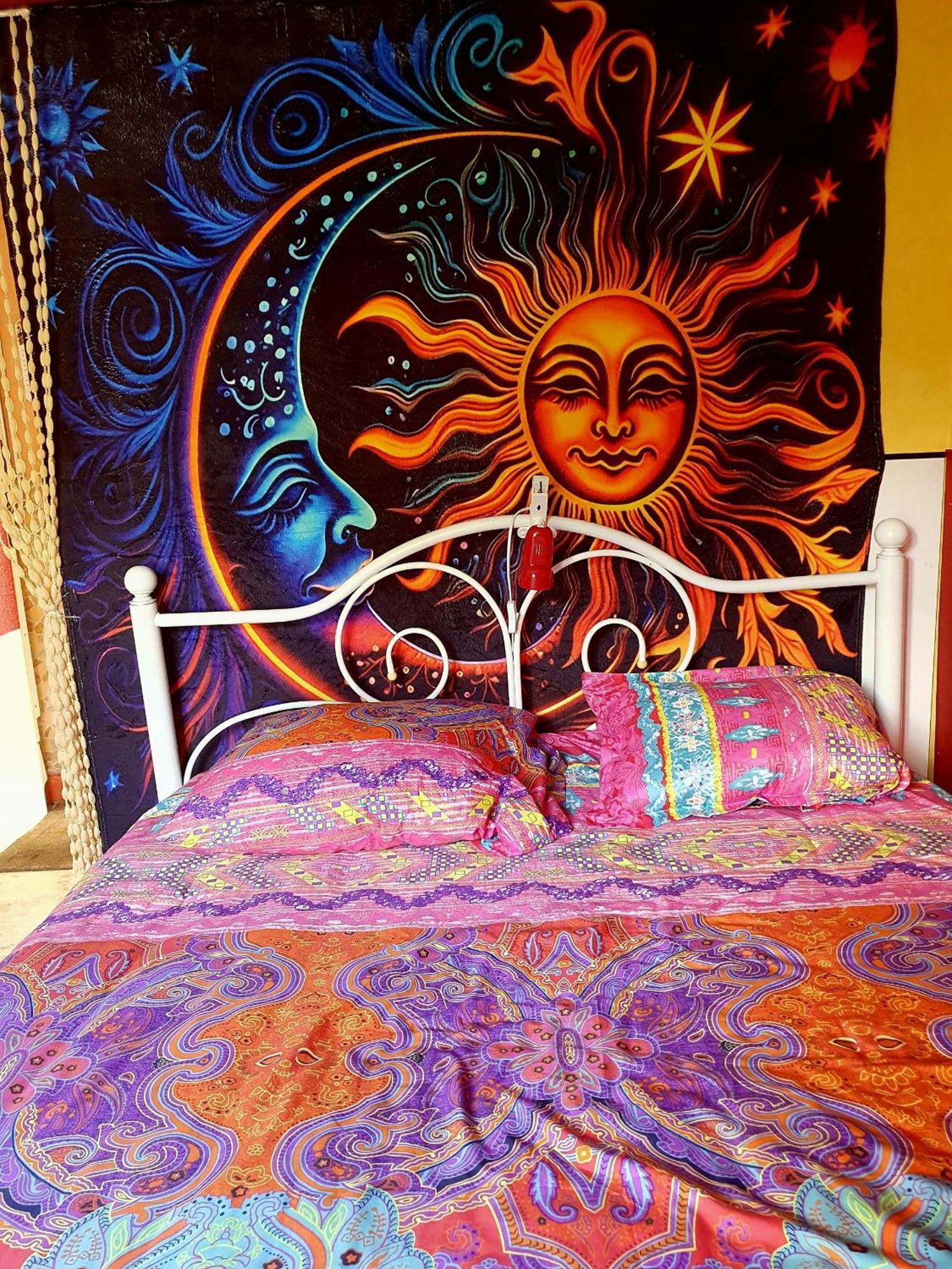 Bed And Breakfast Les Roses Multicolores Du 47 Fumel Exteriér fotografie
