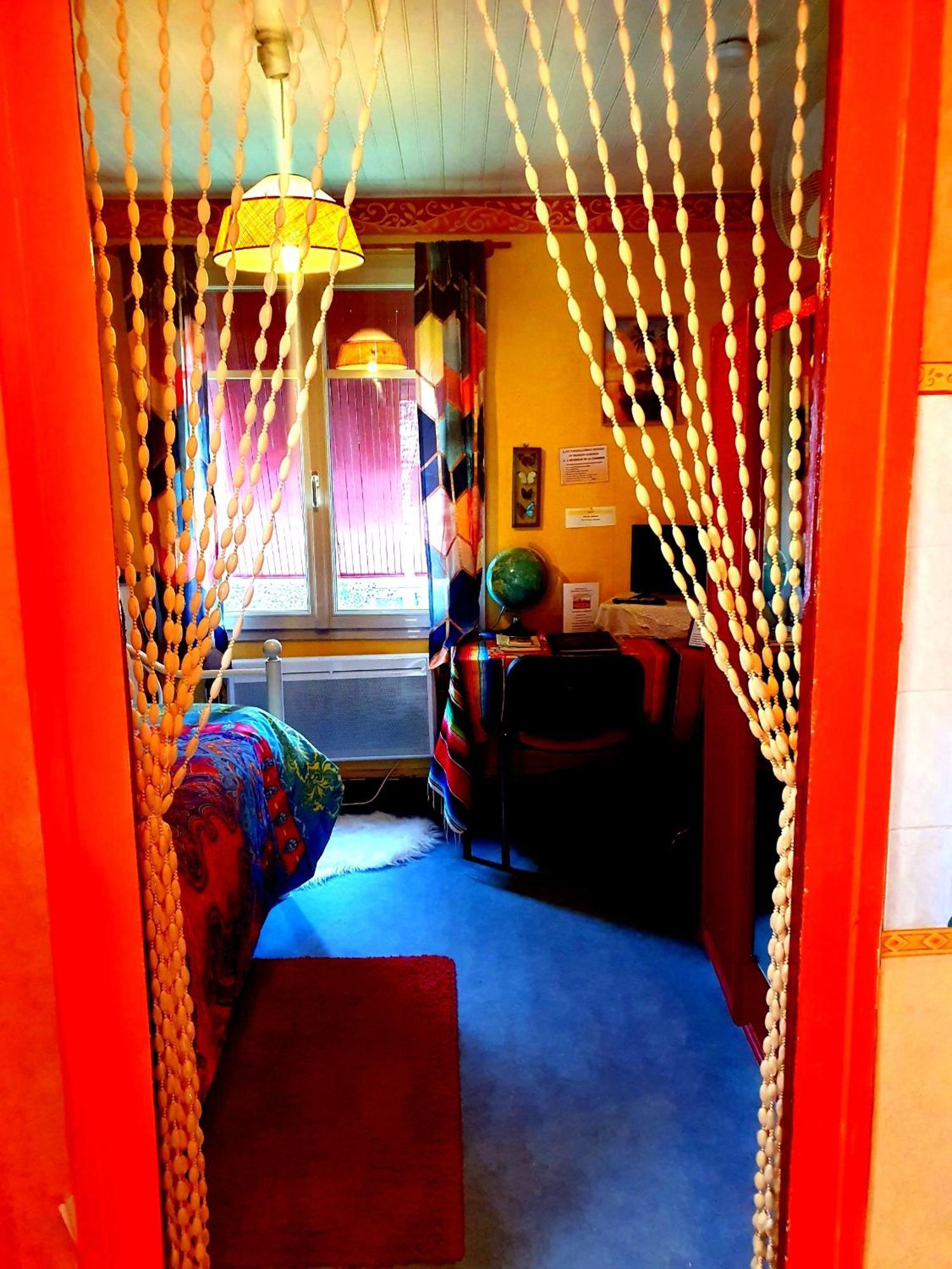Bed And Breakfast Les Roses Multicolores Du 47 Fumel Exteriér fotografie